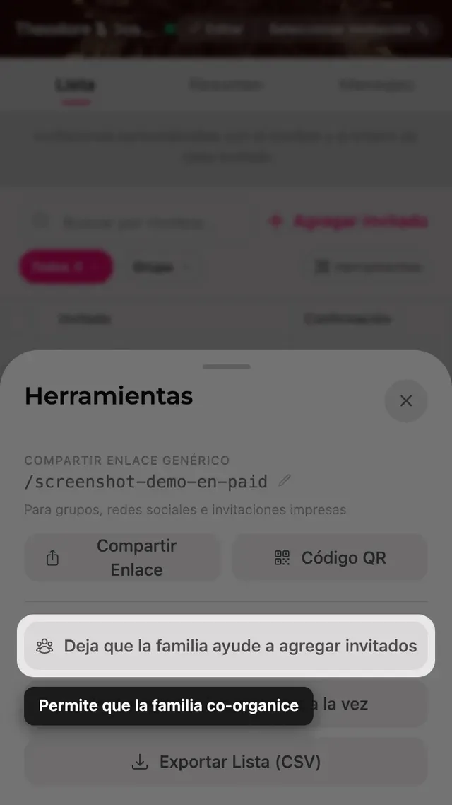 El botón deja que la familia ayude a agregar invitados, dentro del panel Herramientas